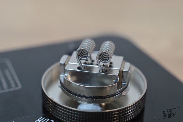 avis-ragnar-titan-steam-crave-blog-le-petit-vapoteur 